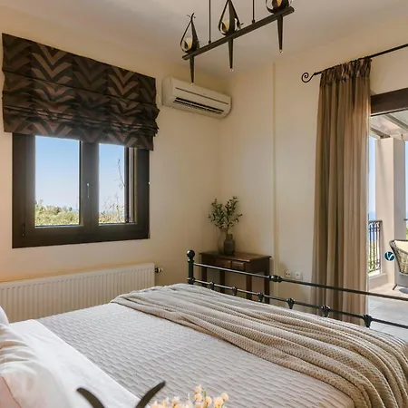 Villa Melanthi By Vintage Travel *